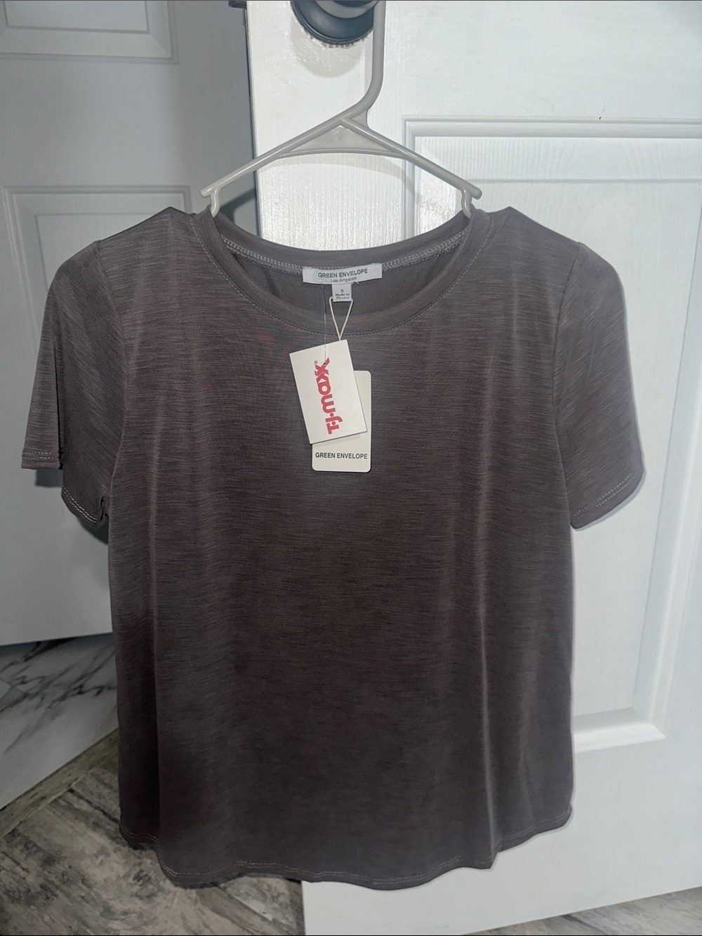 Green Envelope Women's Short Sleeve Crewneck Top
